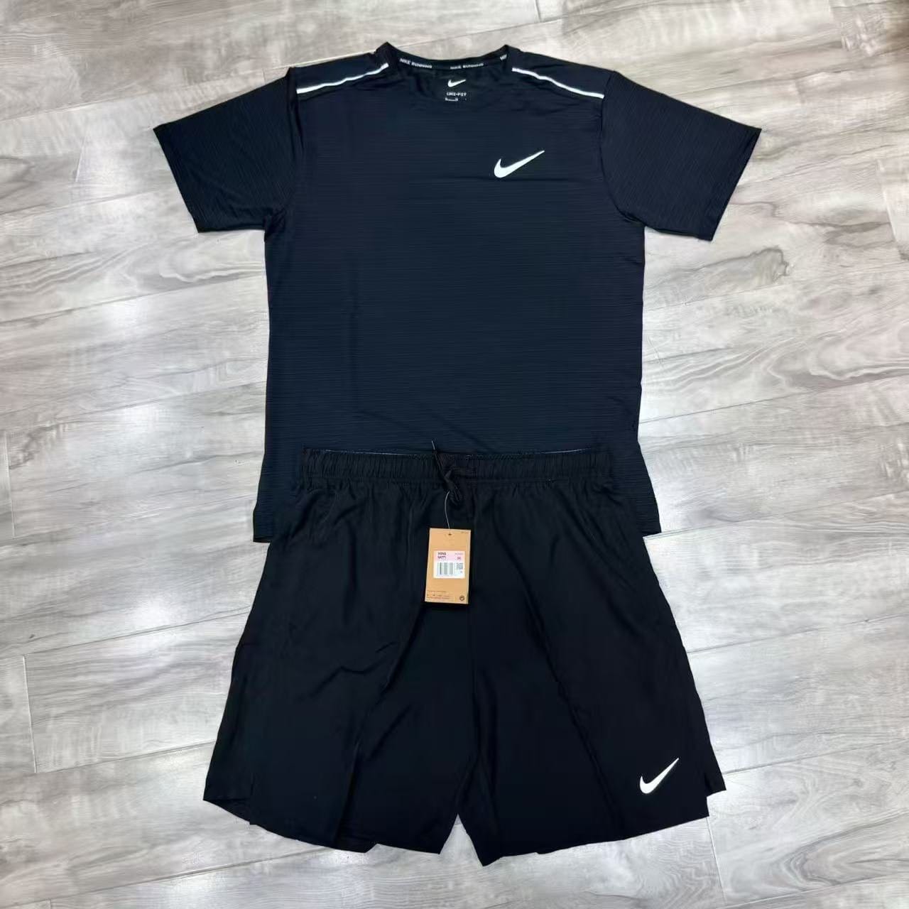Ensemble Short & T-Shirt Nike Running